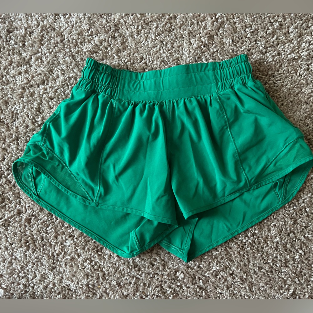 Lululemon hotty hot short